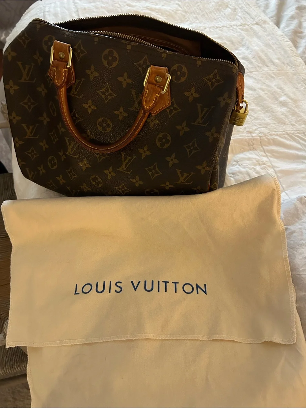 Speedy 30 Louis Vuitton Brown Monogram Satchel with Gold Hardware